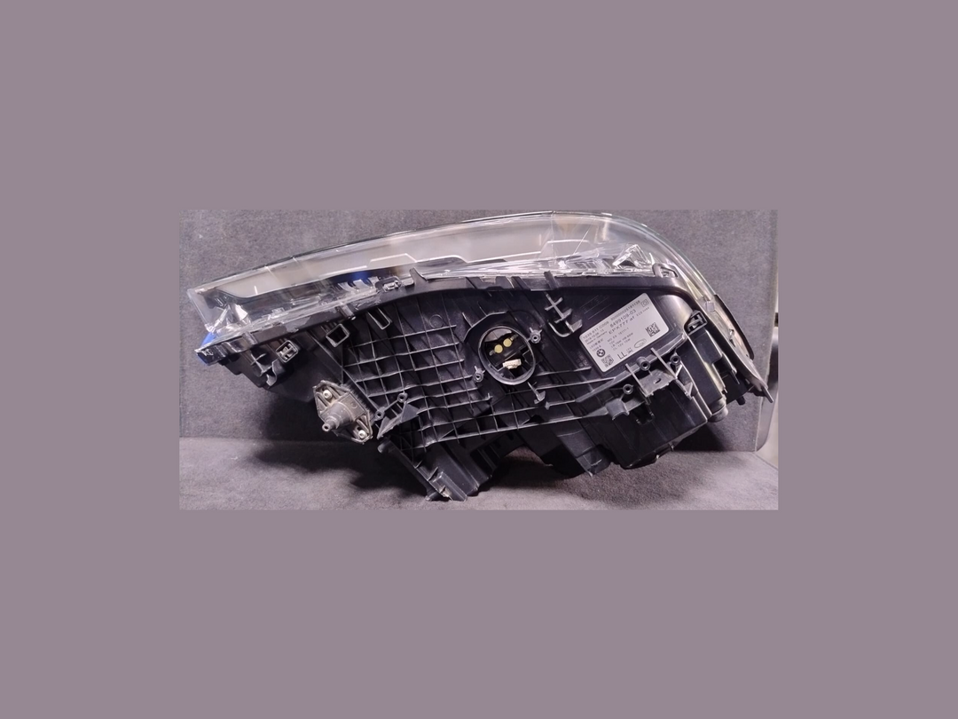 BMW 5 SERIES  G30 LED  ADAPTIVE  LEFT  HEADLIGHT OEM ORGINAL HEADLAMP  8499109