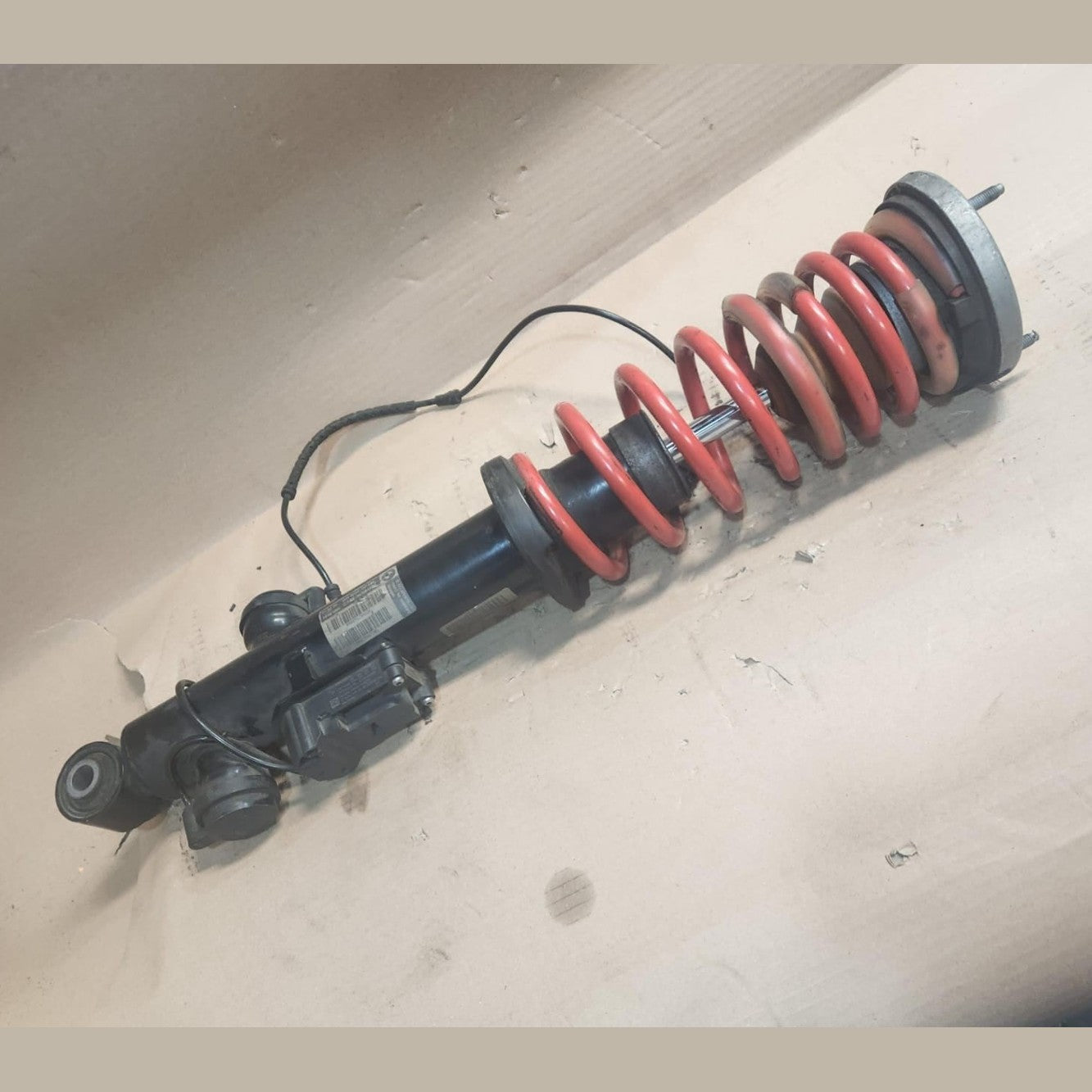 2010-2012 BMW 750i Rear Shock Absorber 6791674 7 Series F01 F02