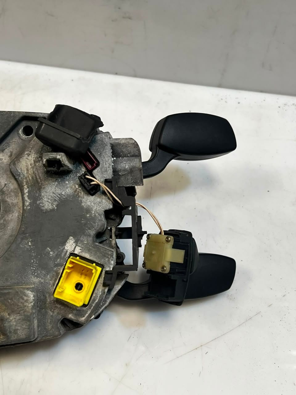 2003-2010 BMW 5 Series E60 E61 6' E63 E64 Steering Column Switch Stalk 6945093
