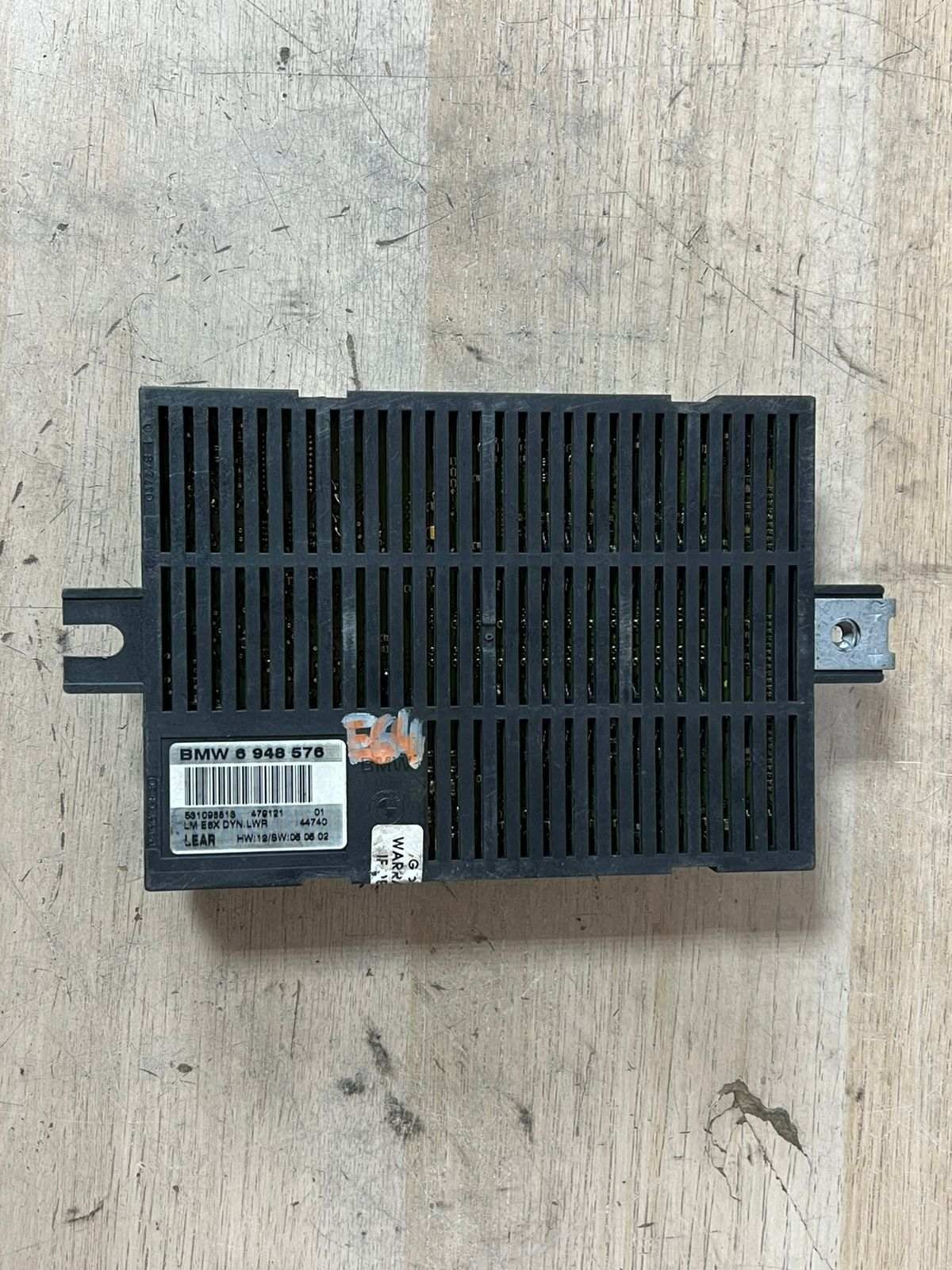 2002 BMW 745i Xenon Light Control Module 6948576 5 Series E60 and 7 Series E65 v