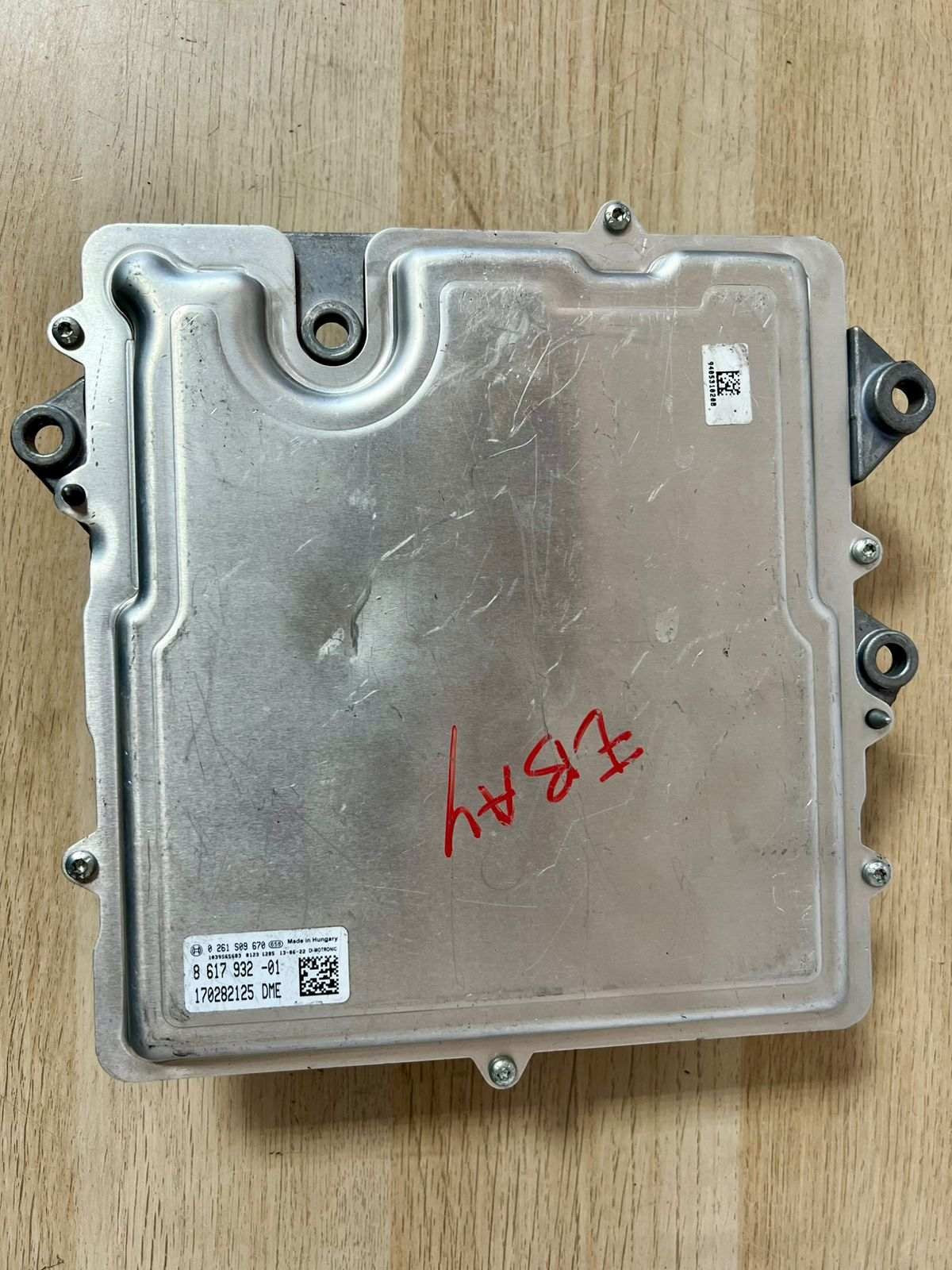 2013-2015 BMW Active Hybrid 7 F04 Engine N55 Control Unit 8617932 ECU ONLY