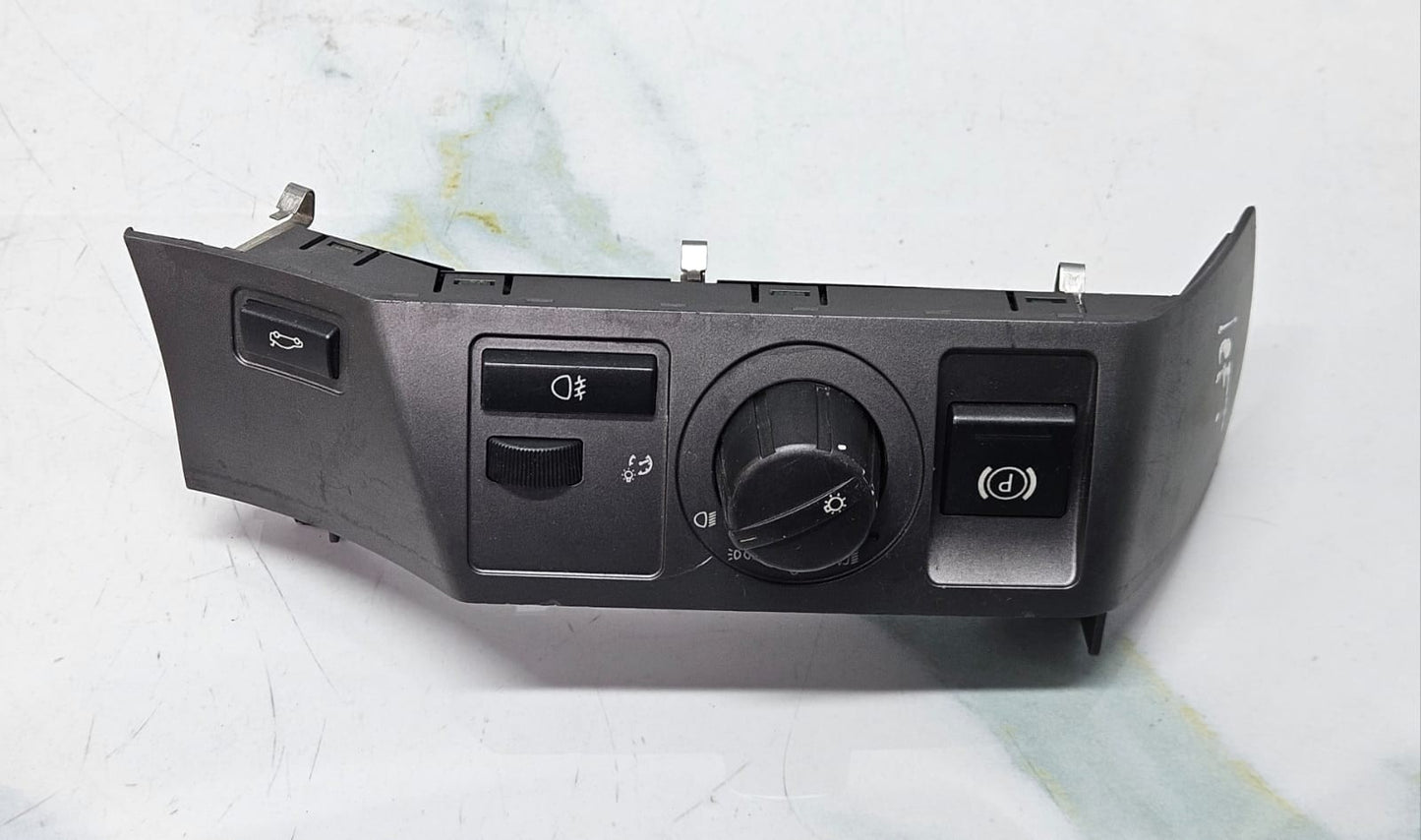 2002-2005 BMW E65 745Li Headlight Control Switch 6918848 OEM