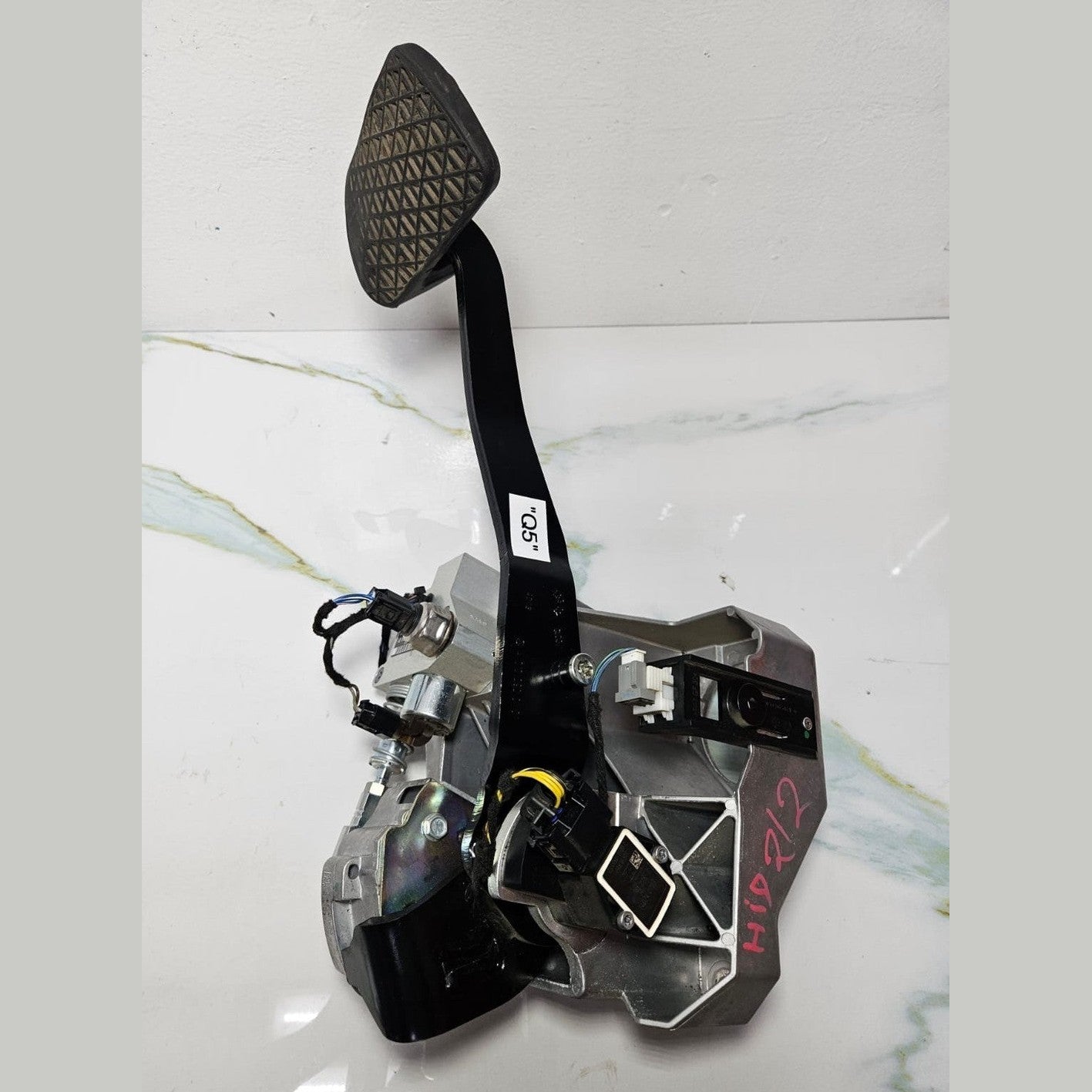 10-15 Mercedes-Benz W212 E-Class Hybrid Brake Pedal Assembly A212 2900301 OEM