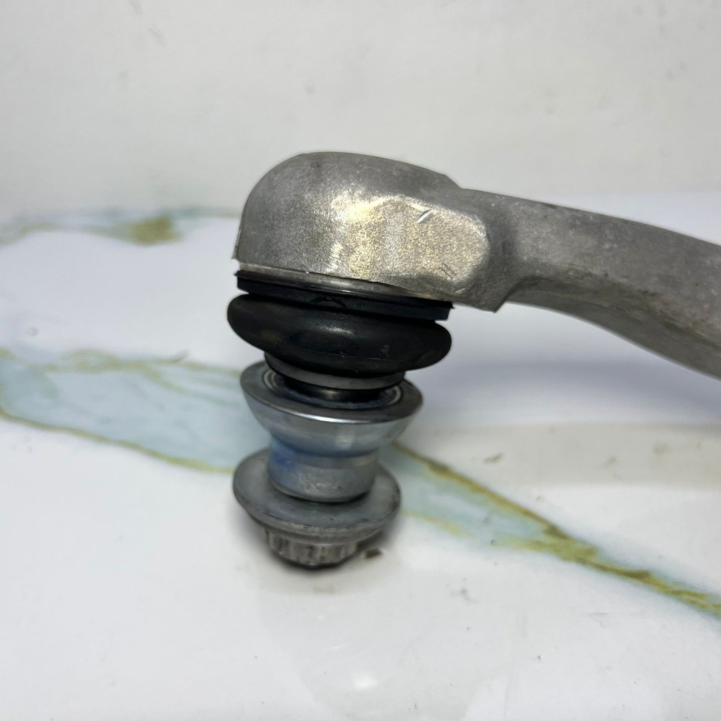 14-18 Mercedes W205 C-Class C300 C350 Front Left Side Suspension Control Arm