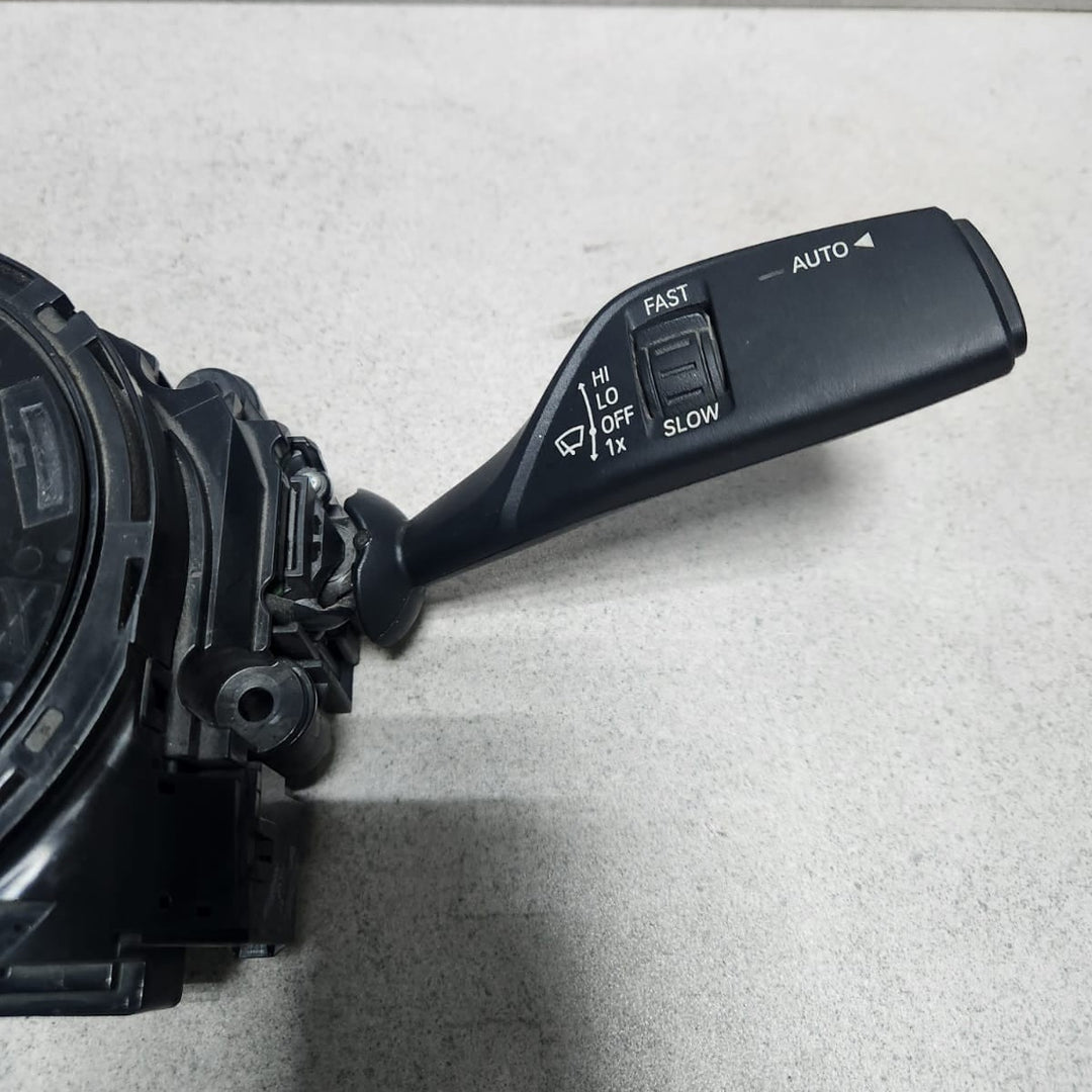 2015-2019 BMW X6 Switch Cluster Steering Column 9330558 F16 X6 F26 X4 F86 X6M