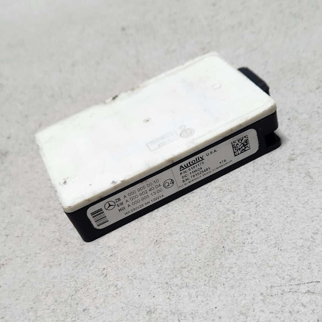 Benz Radar Sensor Blind Spot A0009050010  W204 W212 W221 and W207