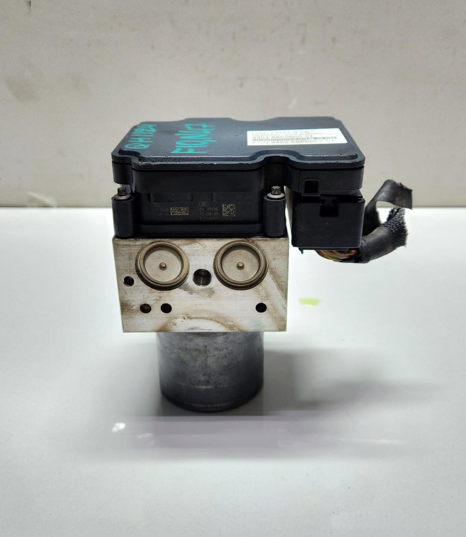 2010-2016 BMW 535i ABS Pump Module 6865860 F10 F11 OEM 