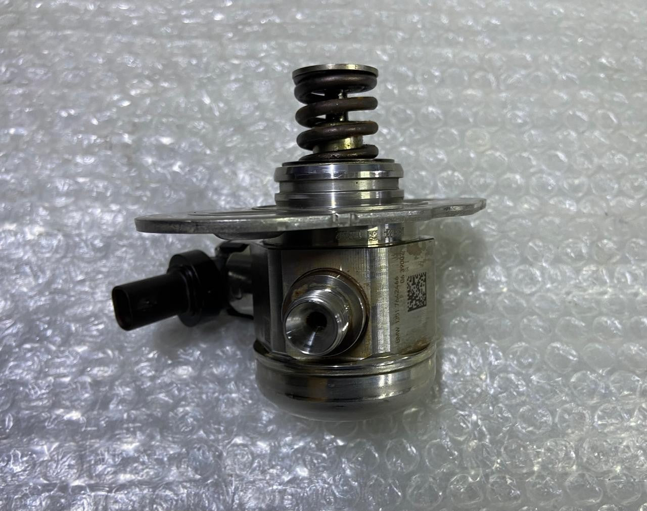 OEM BMW B38 B58 B46 F20 F22 F30 F31 F32 G30 High Pressure Fuel Pump 7642466
