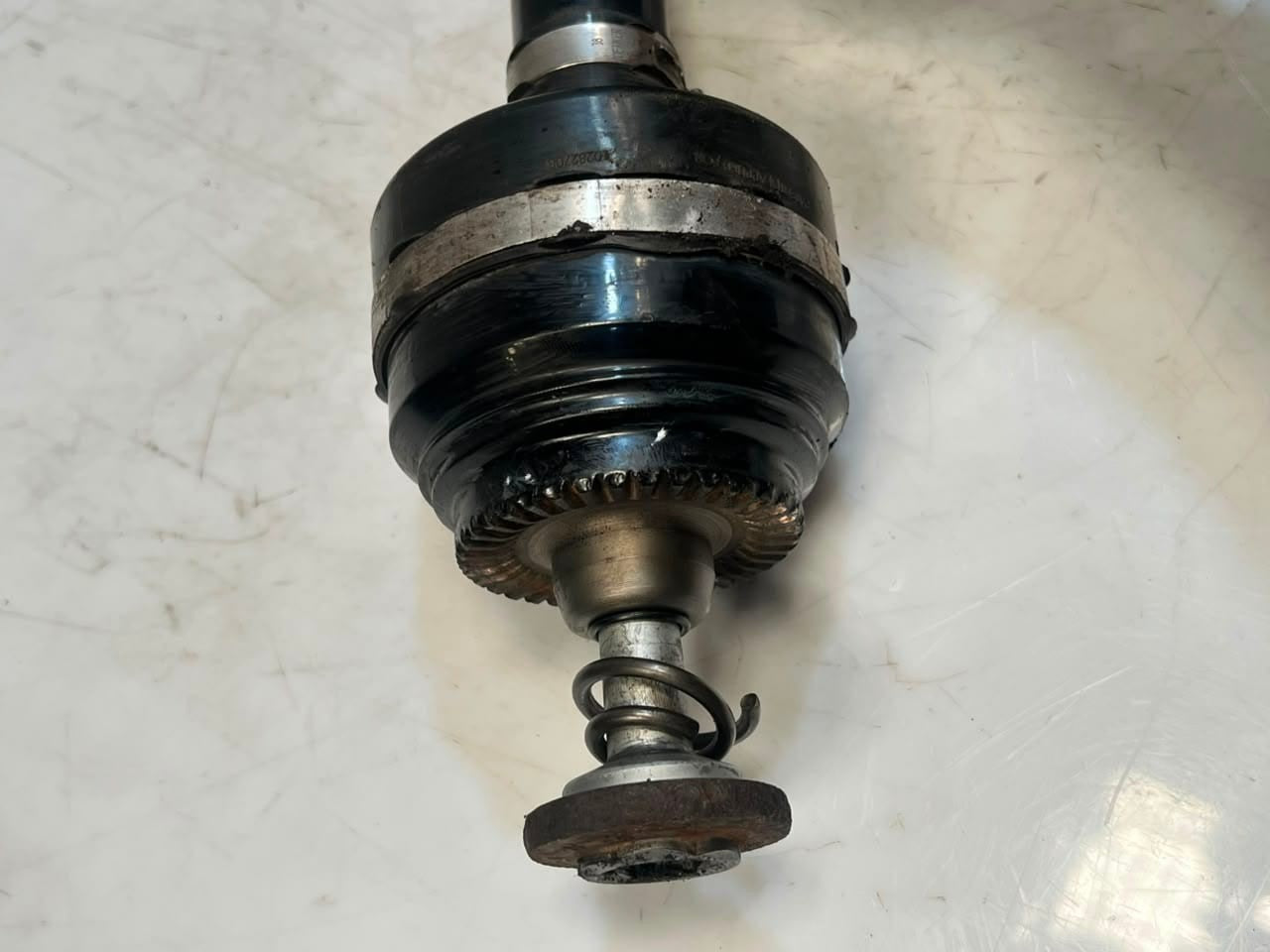 2017-2020 BMW 6 7 Series G32 G11 G12 Rear Left Drive Shaft 8639465 OEM