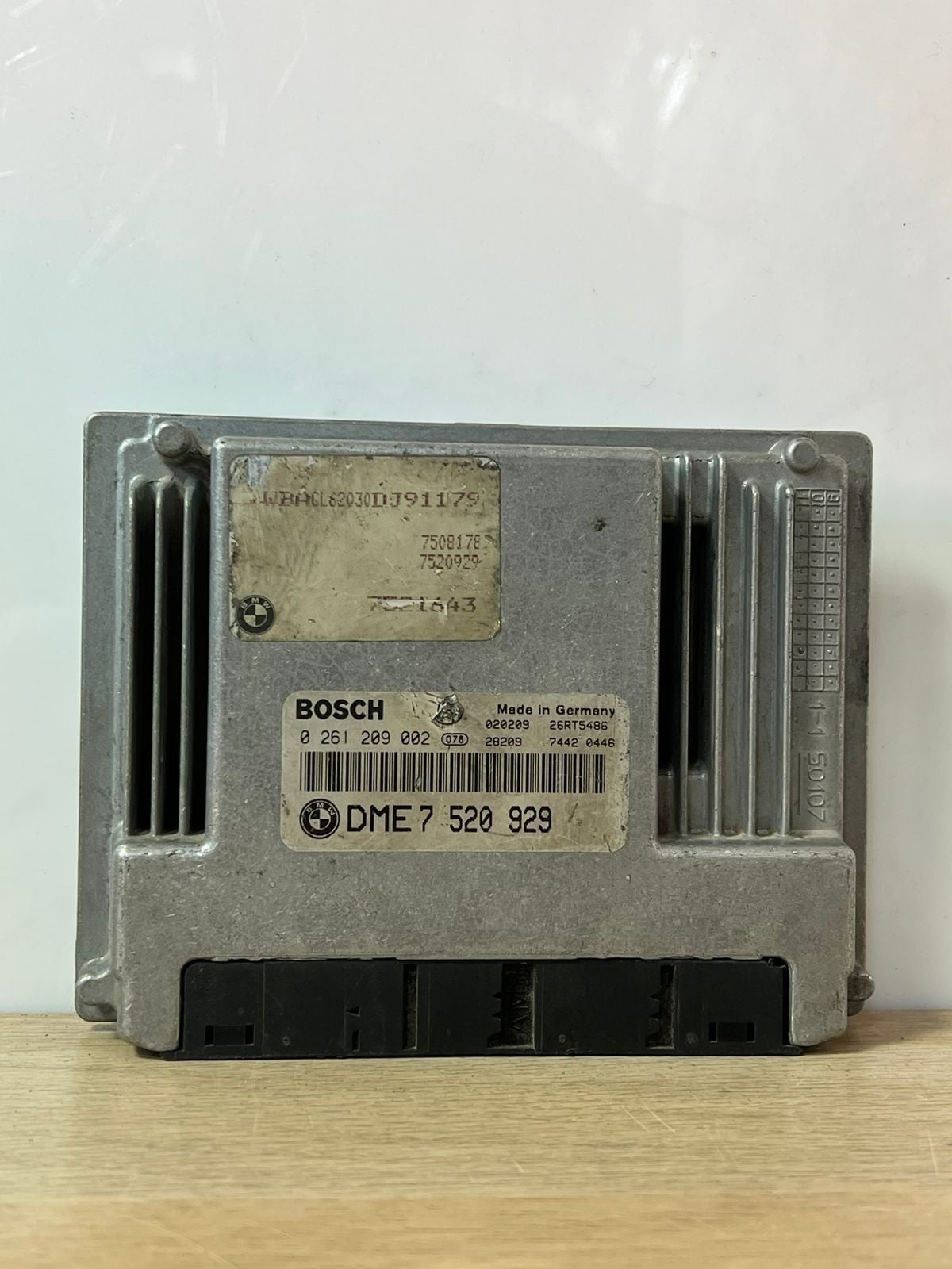 BMW 7 series E65 E66 3.5i/Li 4.5i/Li N62 ENGINE DME BASIC CONTROL MODULE 7520929