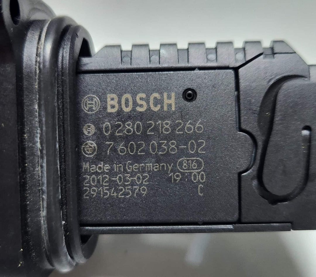 2014-2018 BMW X3 Air Flow Sensor 7602038 1, 2, 3, 4, 5 Series and X3 X4 X5 OEM