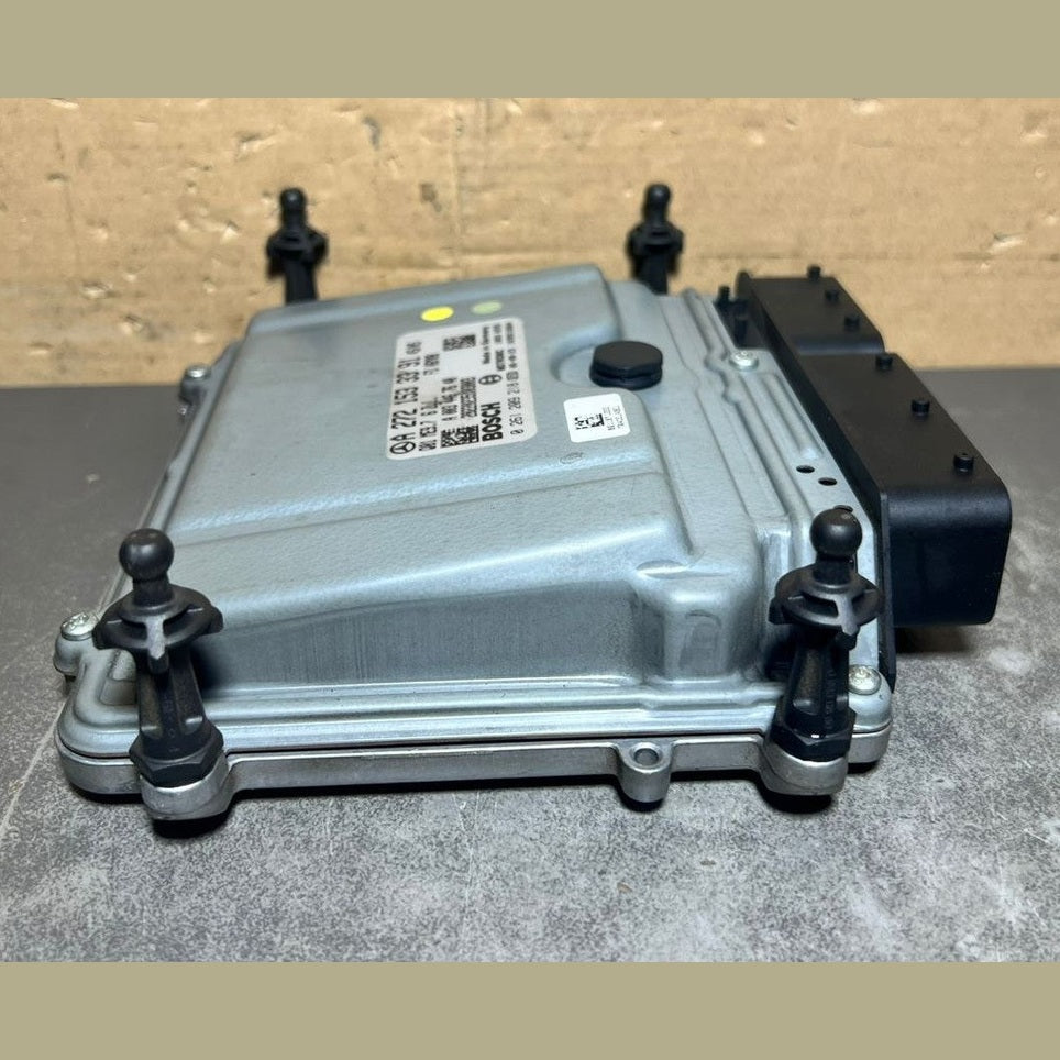 02-09 Mercedes-Benz W211 Engine Control Module Unit ECM ECU A272 1533391 OEM