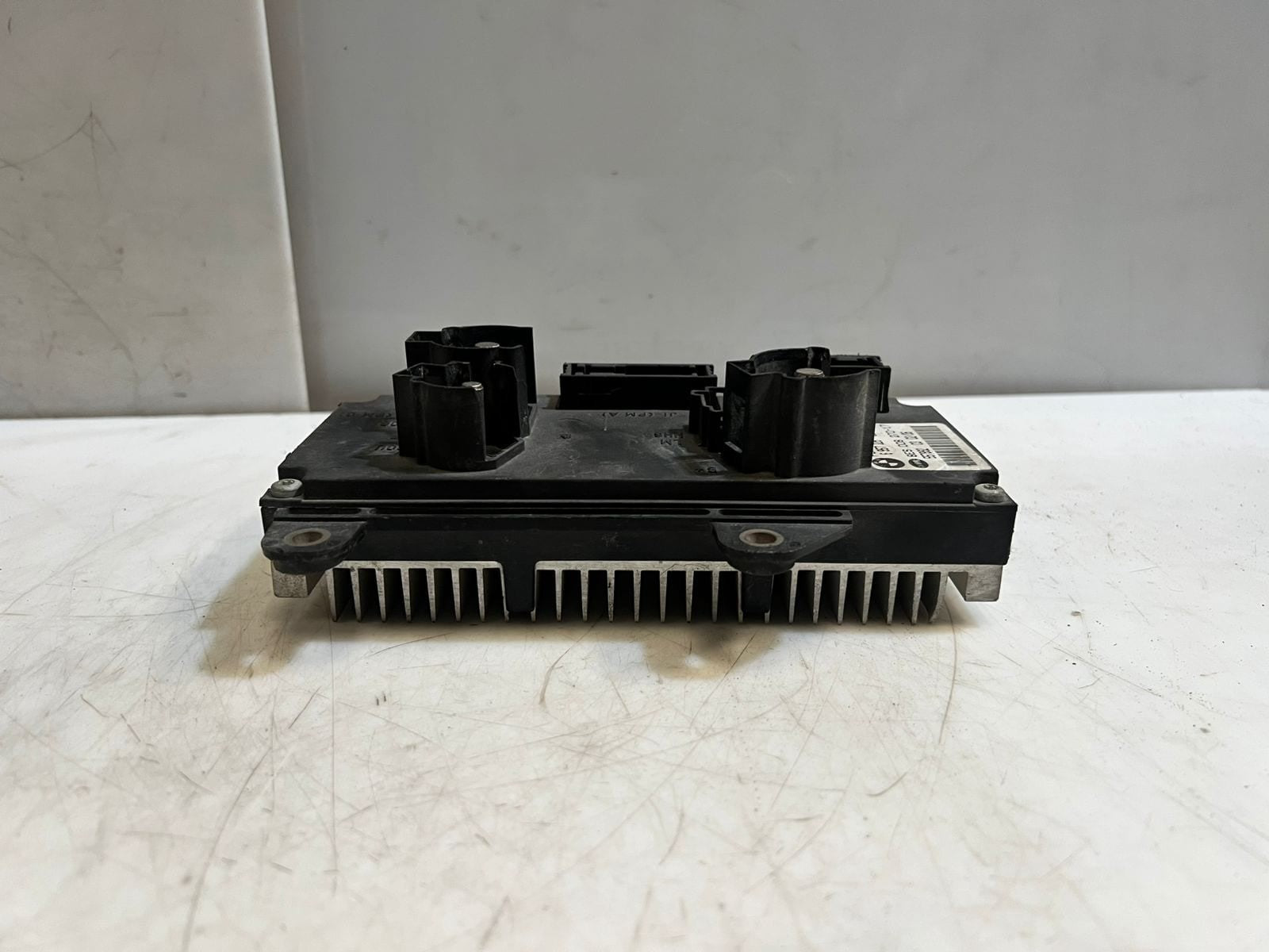 2006-2008 BMW 750i 7-Series E65 E66 Power Control Module UNIT 6957026 OEM