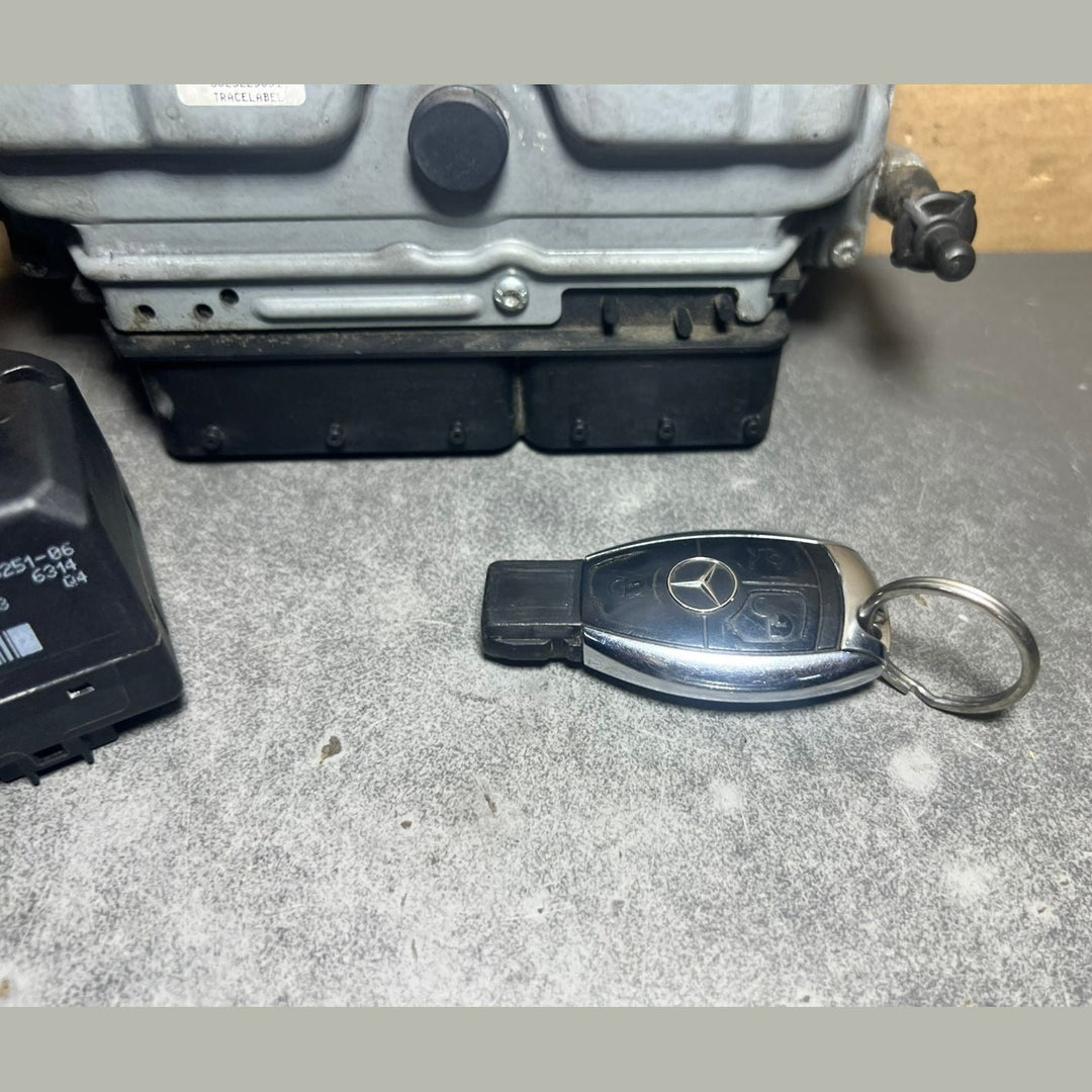 Mercedes W164 ECU Engine Control Module Ignition Key Switch Set A273 1530991 OEM