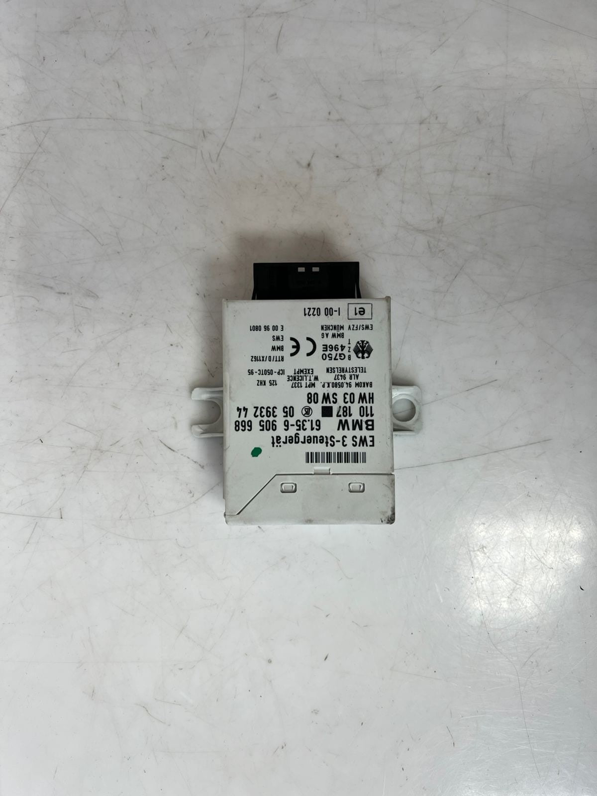 1999-2001 BMW 740i E39 M62 Engine Control Module SET DME + EWS + 1KEY 7506366