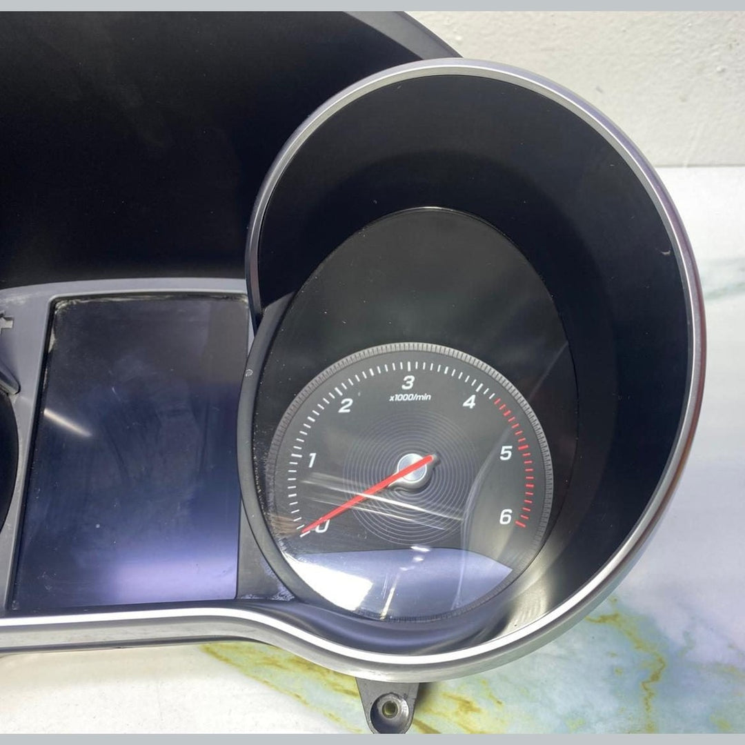 Mercedes Instrument Cluster Speedometer A4709009502