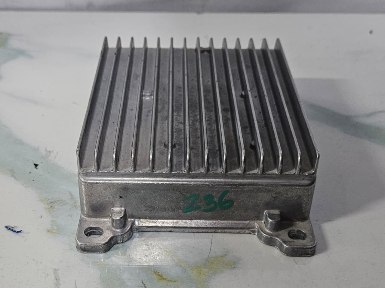 OEM BMW F11 F10 F12 F13 BCU 150 Battery Charge Module 9240236