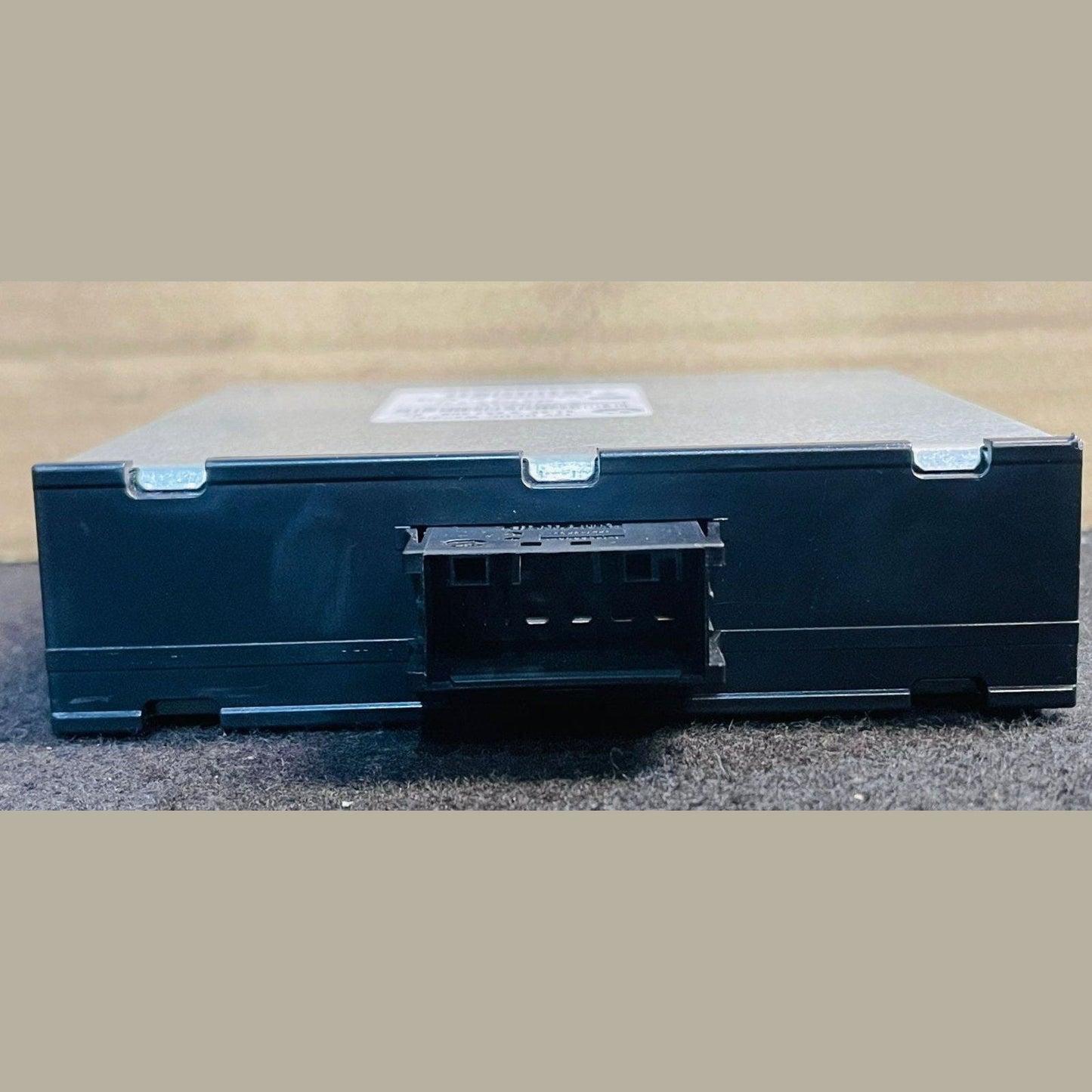 2012-2015 BMW X1 Voltage Converter Control Module 9253208