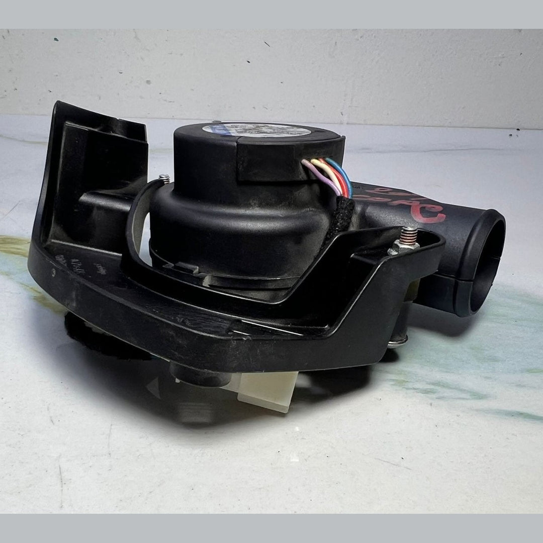 Mercedes-Benz Blower Motor Fan A2059060004 W205 C-Class C300