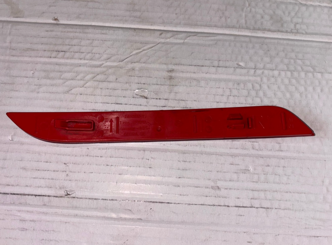 BMW F30.F32 .F33. F36 REAR BUMPER REFLECTORS LEFT RIGHT 7382234 7382233 SET