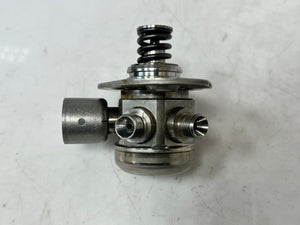 2012-2016 BMW 328i F30 F31 F32 F33 F34 F36 N20 High Pressure Fuel Pump 7584461