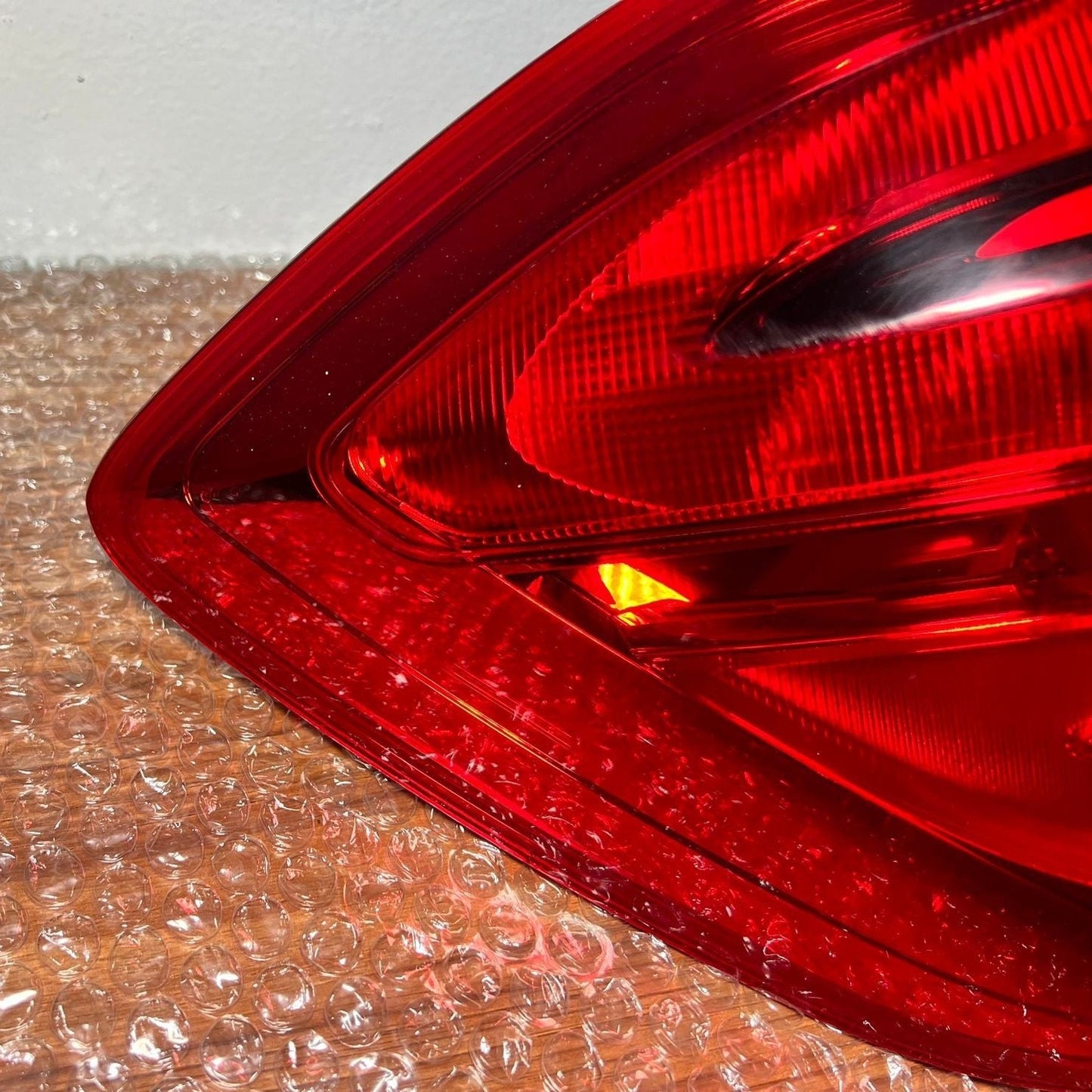 Mercedes W166 GL GLS Rear Left Side Tail Light Brake Stop Lamp A166 9067501
