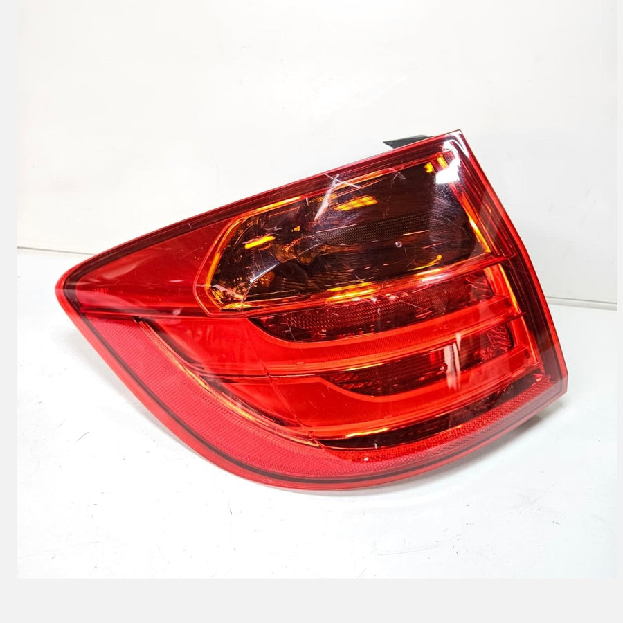 7259901-BMW 3 Series F31 Touring Taillight Lamp Left Outer Rear Left OEM