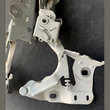 BMW 2 SERIES  F46 F45 HINGE FRONT HOOD LEFT AND RIGHT -7300521-7300522