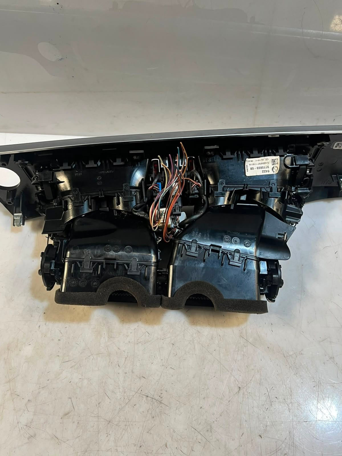 BMW 7 Series F01 F02 F03 F04 750i Center Dash Air Vent 9115859 OEM USA LHD