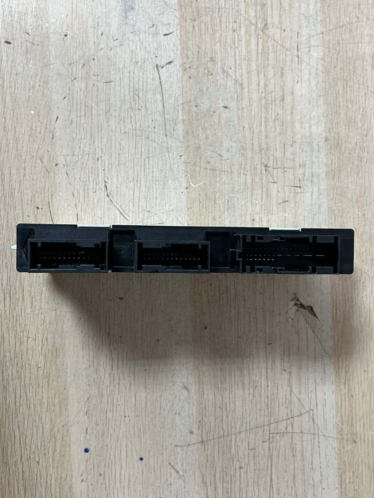2010-13 BMW 750i F02 N63 V8 4.4 Engine Control Module 7613202 550i 650i ECU SET
