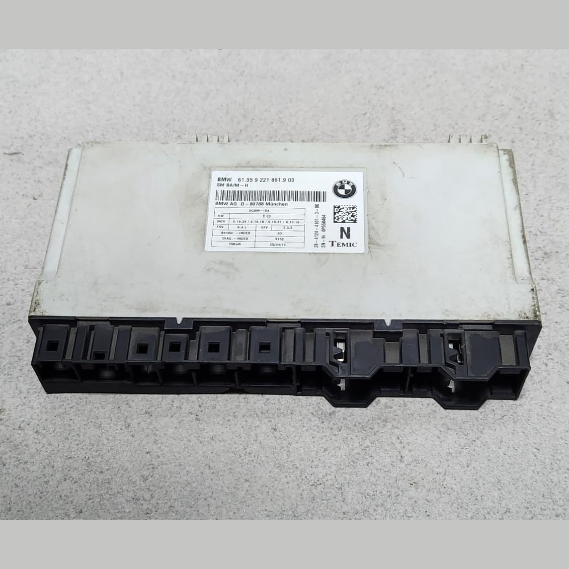 2007-2013 BMW 328i Front Seat Control Module 9221861  335i  X1  X5 X6  and Z4