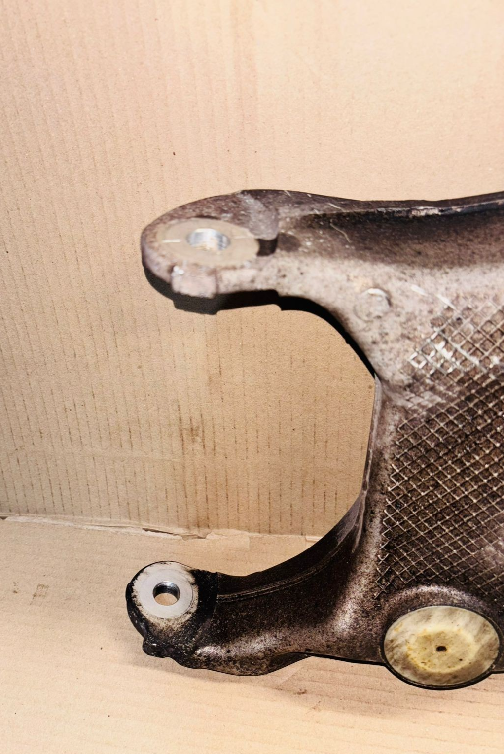 BMW E60 2007  SMG REAR LEFT CONTROL ARM - 6755989