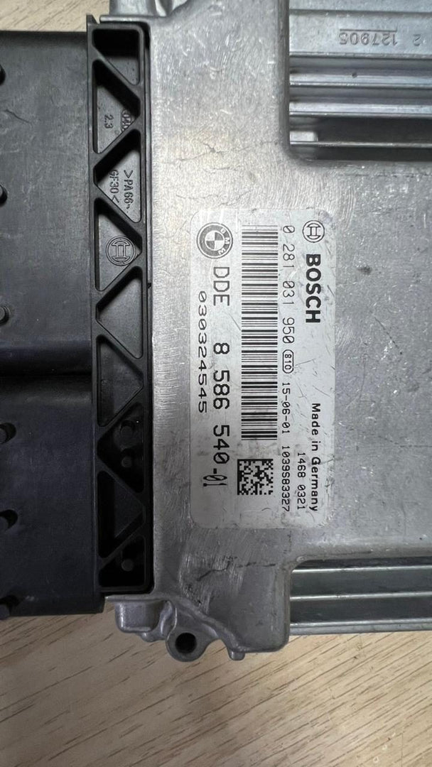 2014-2018 BMW X5 Engine Control Unit 8586540 F30 F32 330d 430d N57N diesel ECU