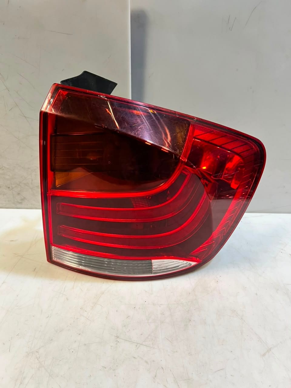 2012-2014 BMW X1 E84 Tail Light Assembly RIGHT SIDE BACK LIGHT 2990110 ECE 