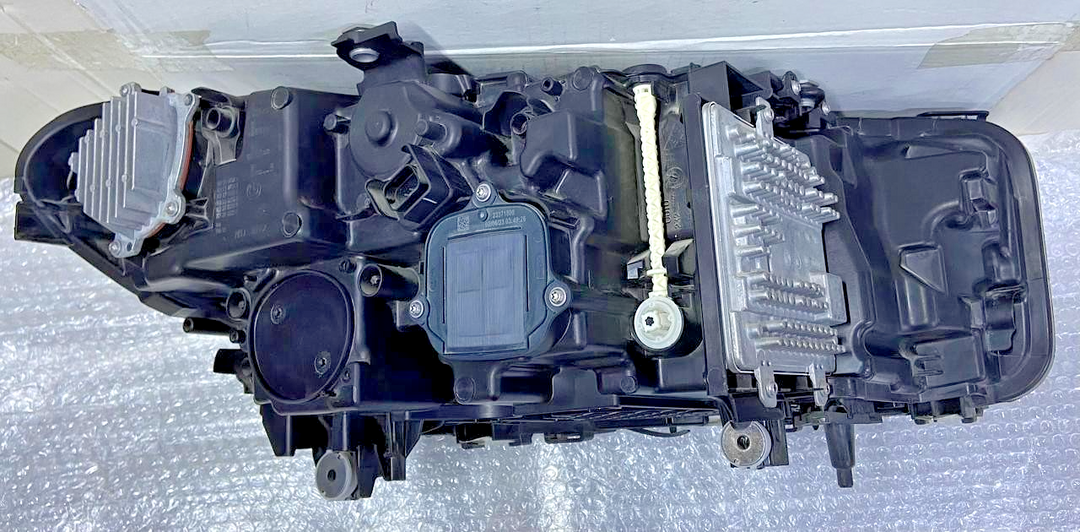 OEM BMW G30 G38 Head Light Assembly LED Left Side ECE 5A38915 Lightly Used Item