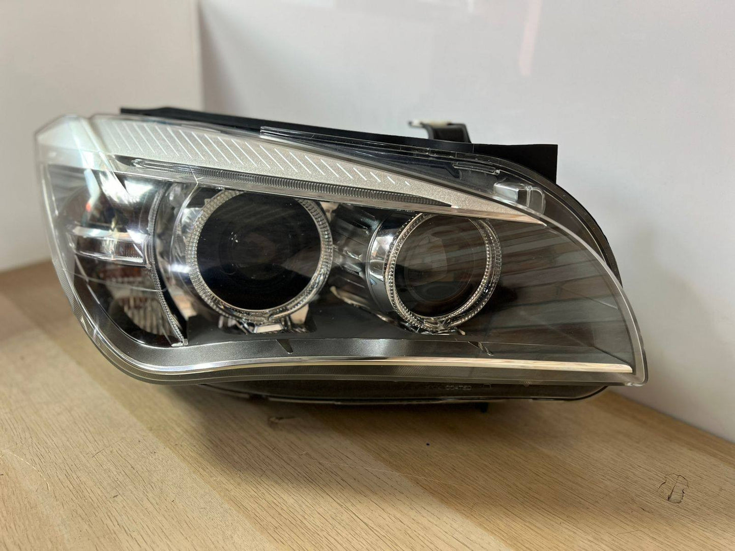 2014 BMW X1 E84 LCI RHD Headlight Bi-Xenon Light Right 7290242 ECE