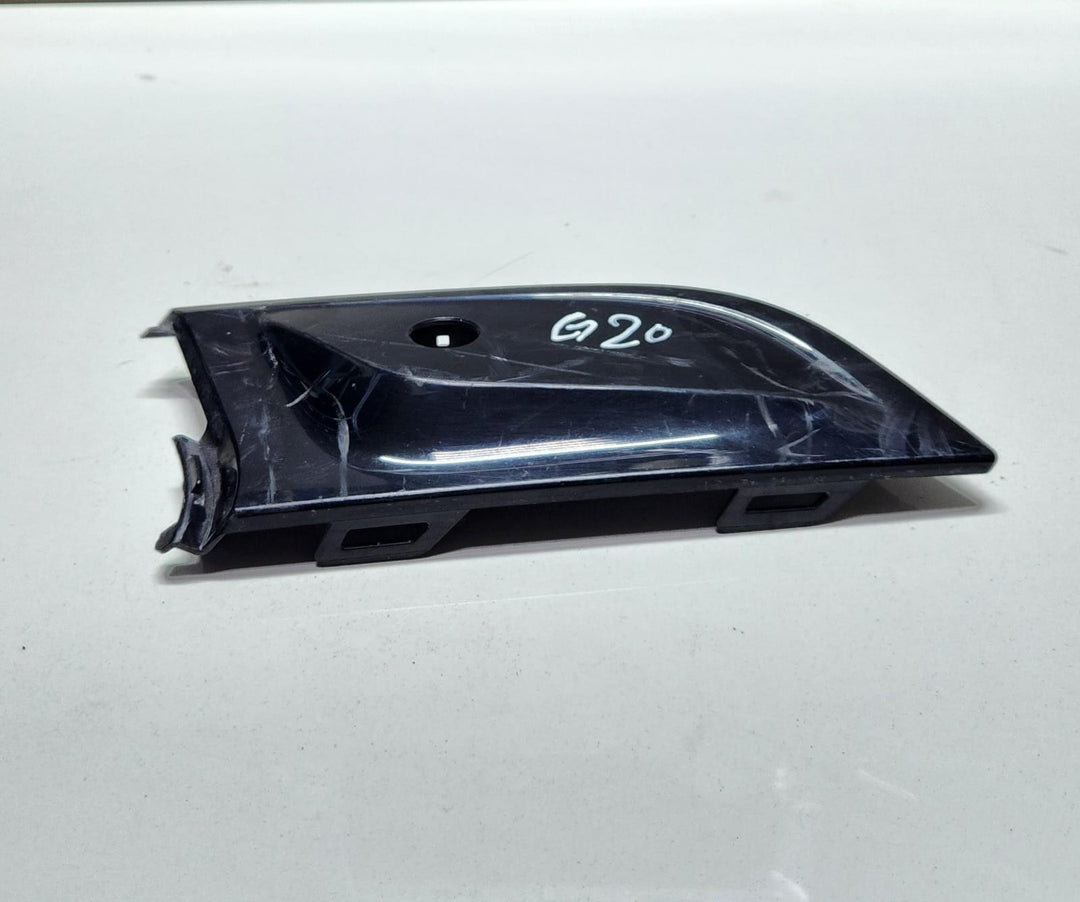 BMW 3 Front Grille Trim Right 8075606 3 Series G20 G21 OEM SCRATCHES ON ITEM