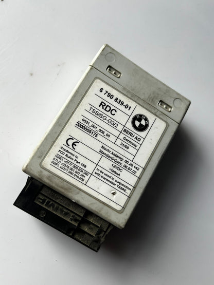 BMW Tire Pressure Control Unit 6790839 5 Series and 7 Series