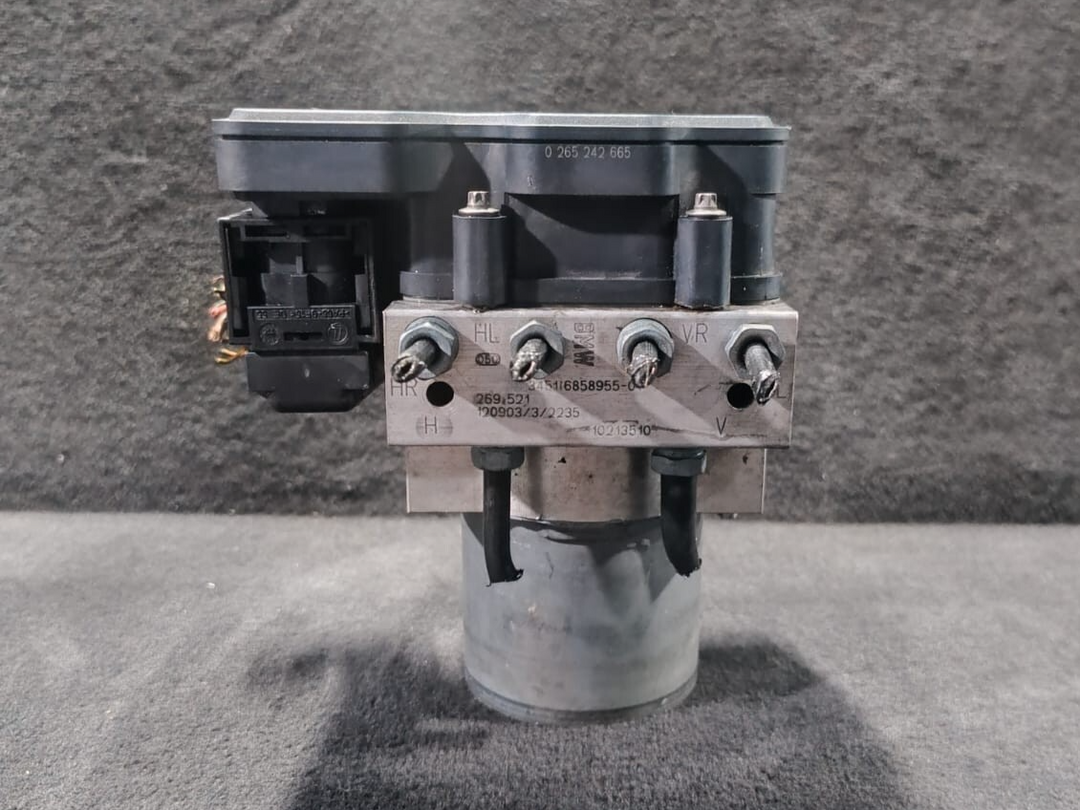 BMW F07 DSC ANTI BREAKING SYSTEM PUMP BREAK HYDRO CONTROL UNIT MODULE - 6853400