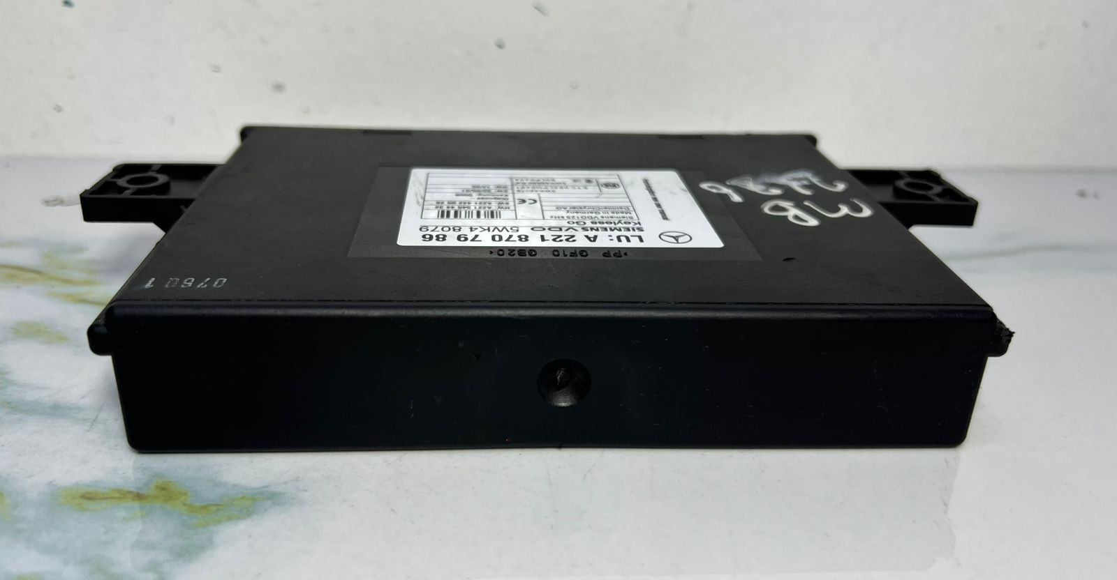 2007-2010 Mercedes-Benz W221 S-Class S550 Keyless Go Control Module A221 8707986