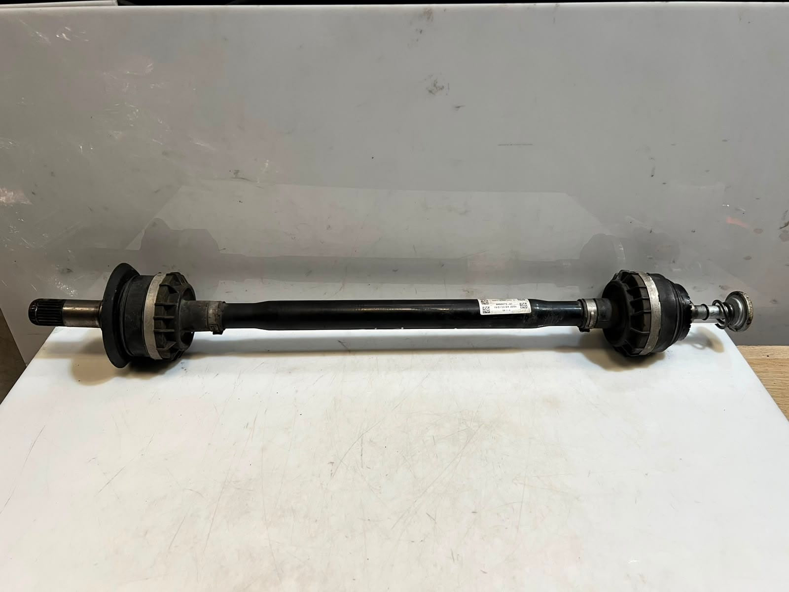 2021 BMW 330e 3 Series G20, G21, G28 Rear Left Driveshaft 8666073 OEM