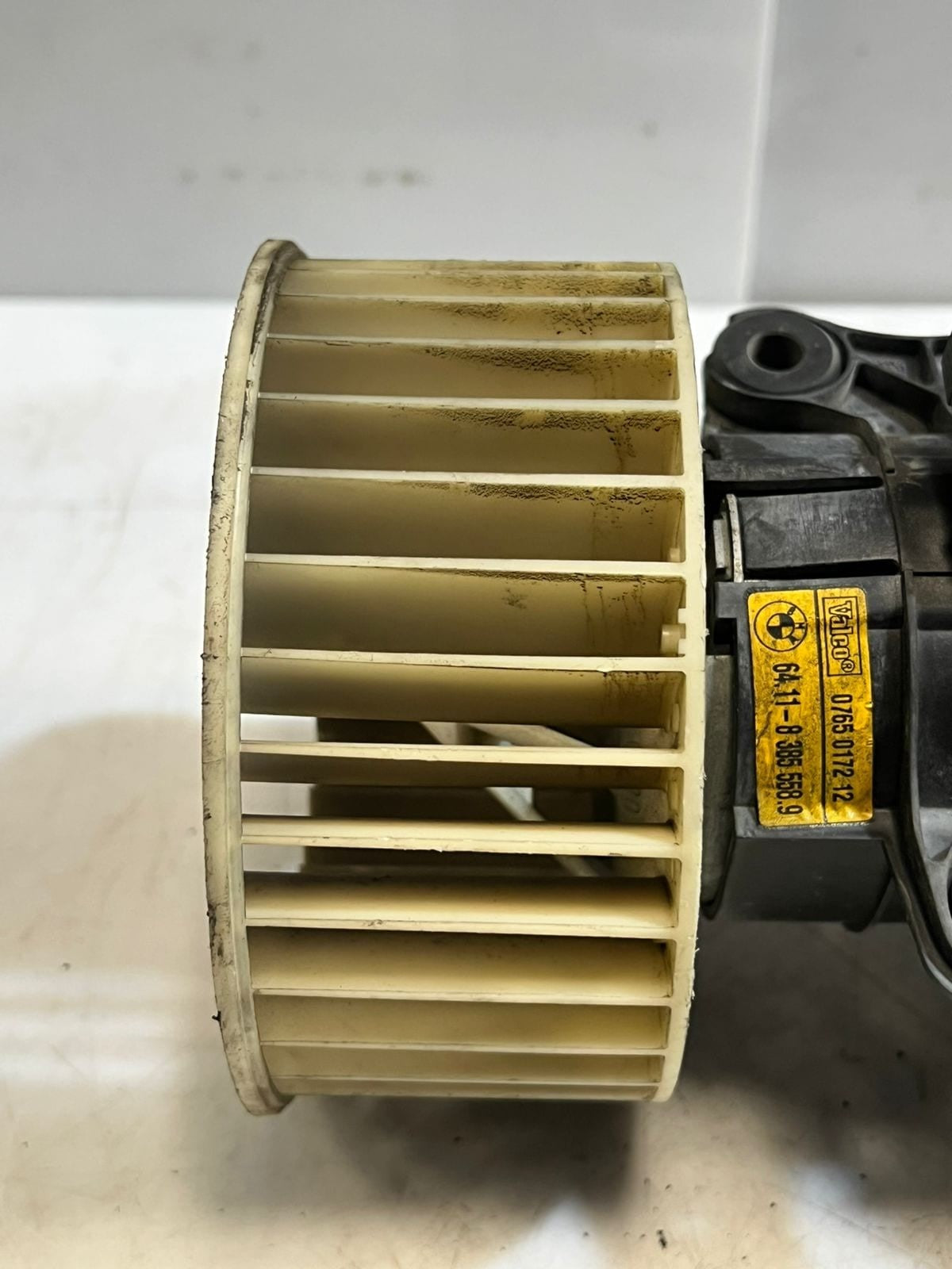 2000-2006 BMW X5 E53 and E39 VALEO Heater Blower Fan Motor 8385558 OEM
