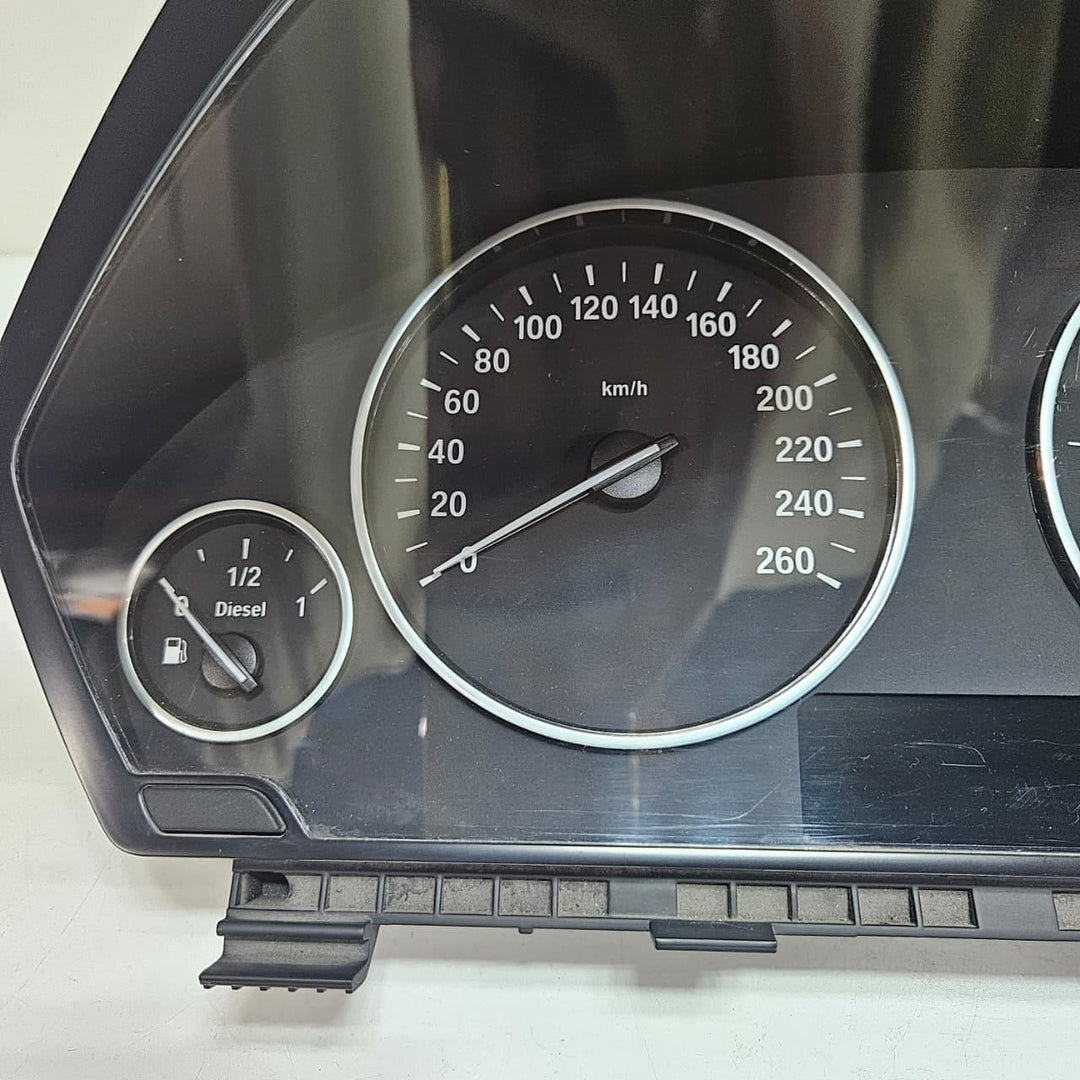 2012-2016 BMW F30 F31 F34 F36 328i Instrument Cluster 9277581