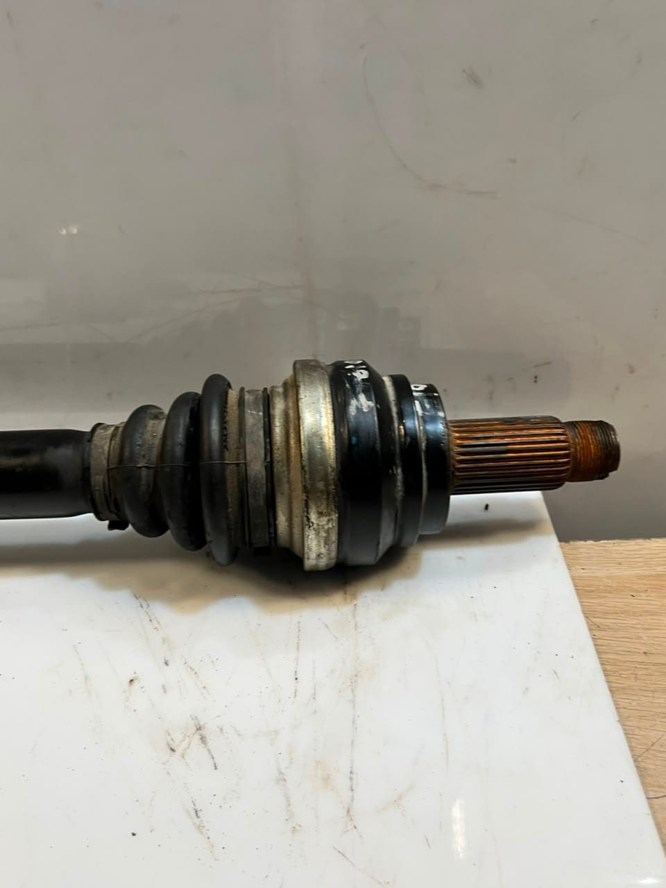 2011-2016 BMW 5 Series F10 F11 535i Rear CV Axle Drive Shaft 7581029 OEM