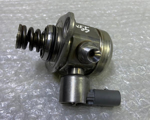 OEM BMW F20 F22 F11 Petrol N55 High Pressure Fuel Injection Pump 7610761 BOSCH