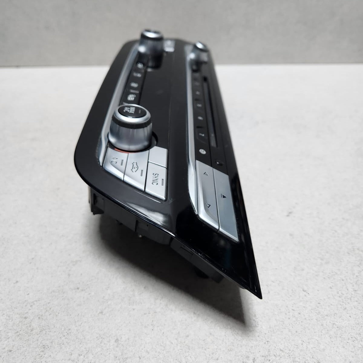 2018 BMW X3 Climate Control Panel 7951982 G01 X3 G02 X4 F97 X3M F98 X4M and iX3