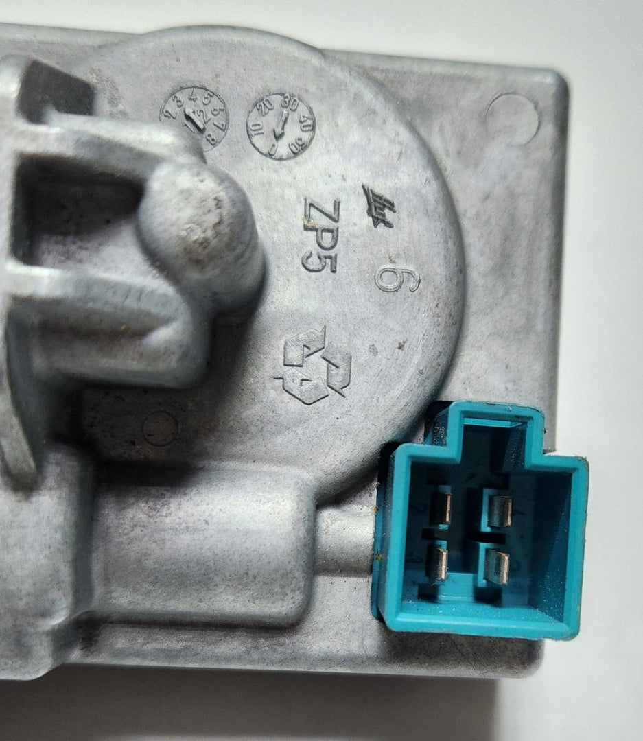 2008-2014 Mercedes-Benz C300 Steering Lock Control Module A2045458132 W212 W207 