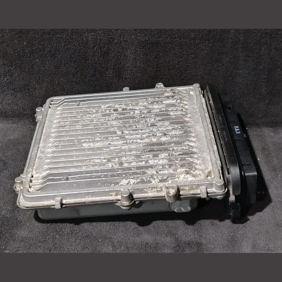 GENUINE BMW 5 Series F11 F10 N47N ENGINE  CONTROL UNIT ECU DDE- 8510137