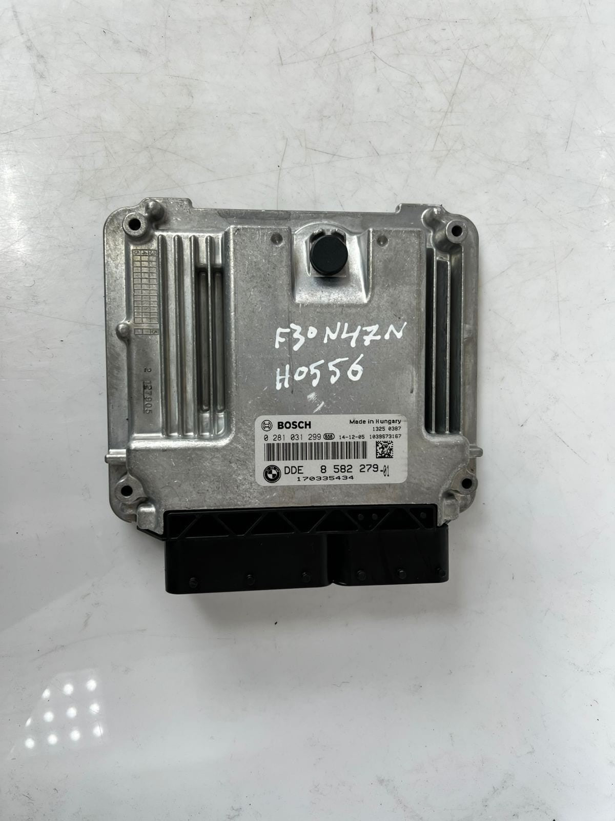 BMW F30 N47N Engine Control Unit ECU COMPLETE SET DDE + FEM + 1KEY 8582279