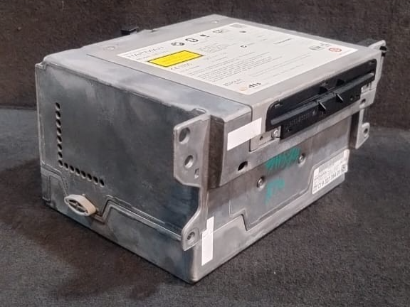 BMW 5 SERIES F10 F11 HARMAN RADIO NAVIGATION HEADUNIT TAPE- 9327314